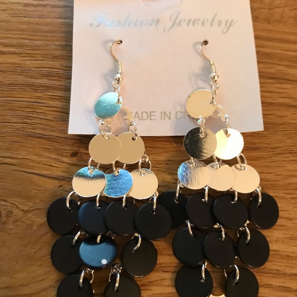 Bundle 2 for 15$ Earring bundle. Set of 5 - Picture 7 of 7